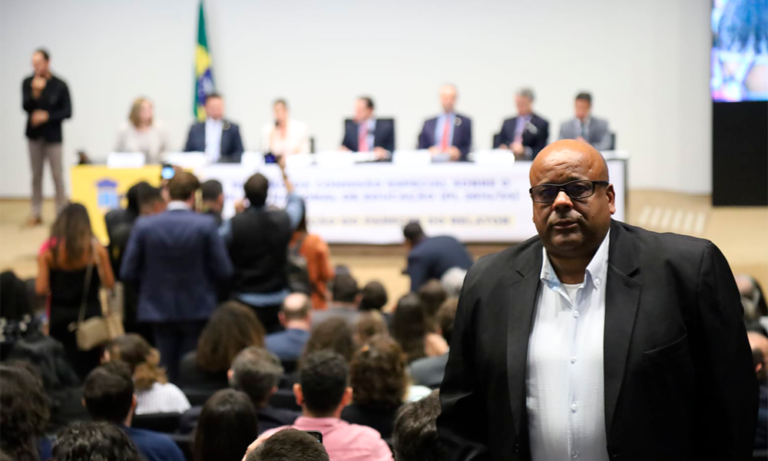 descongela-adriano-brasilia